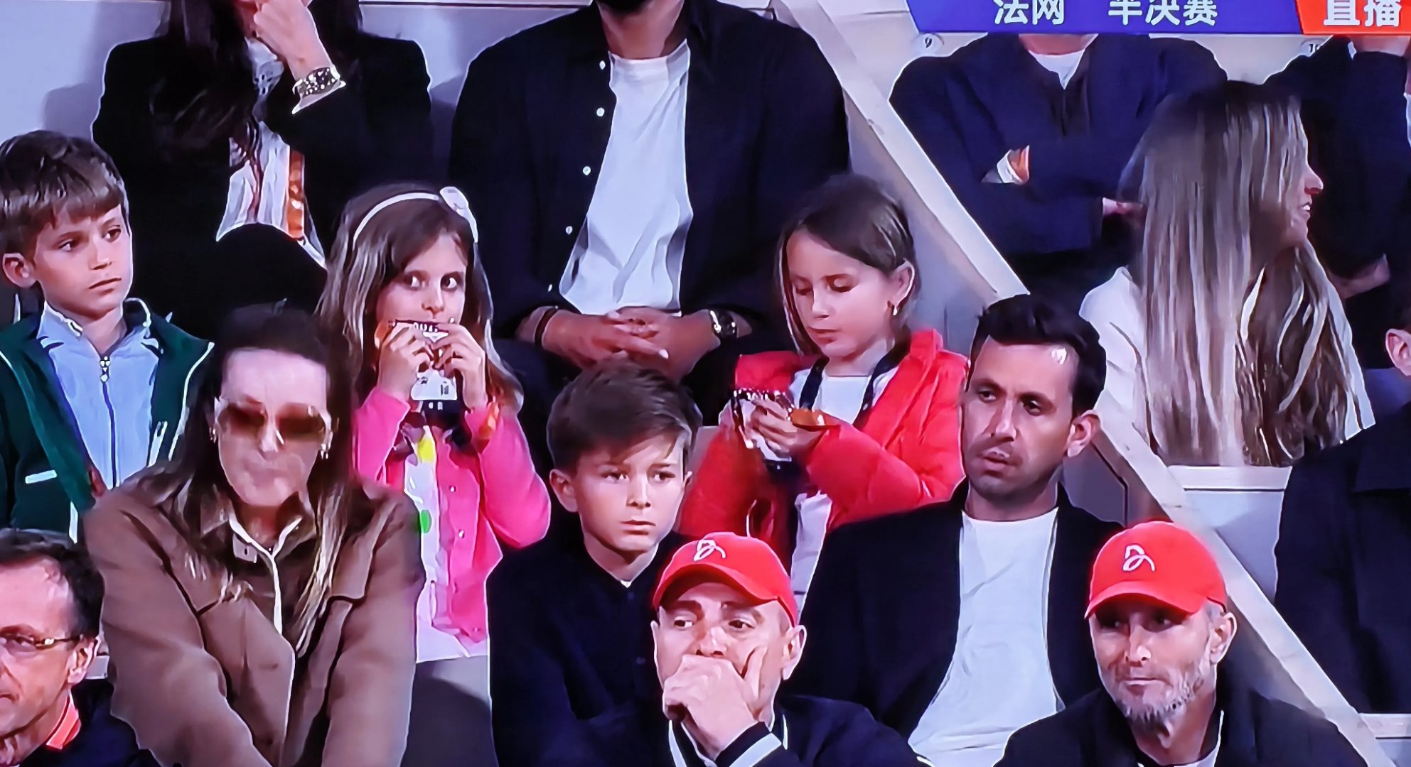  法国杯赛程吃紧，俄克拉荷马雷霆赛后强势反弹，压力陡增，高层口径保持一致